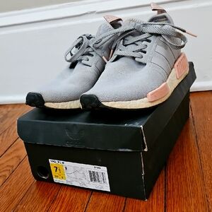 Adidas NMD R1 Grey Pink Sneakers
